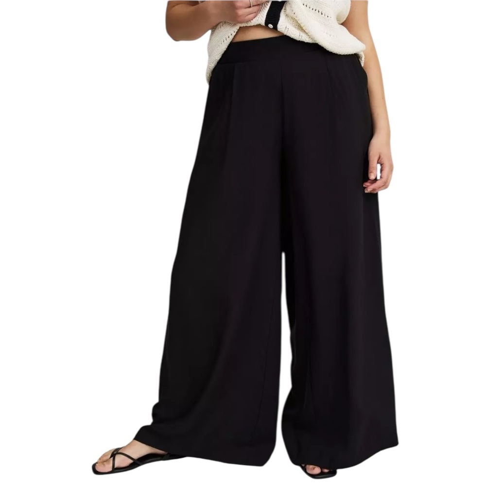 Torrid Black Wide Leg Pants Plus Size 00 (10/12) High Rise Comfortable Flowy EUC